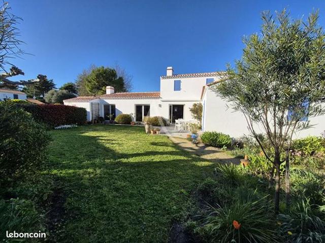 Maison 7 pièces 150 m²