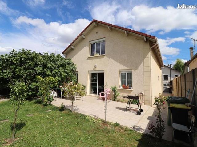 Maison 7 pièces 150 m²