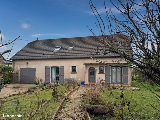 Maison 7 pièces 150 m²