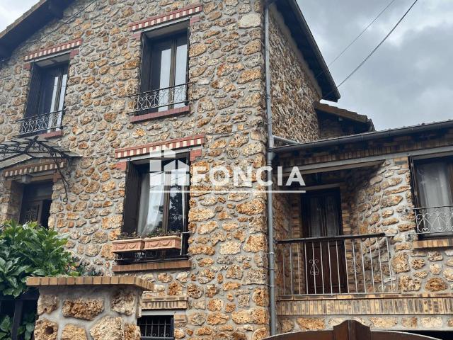 Maison 7 pièces 150 m²