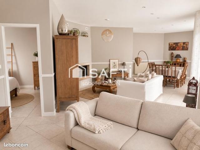 Maison 7 pièces 150 m²