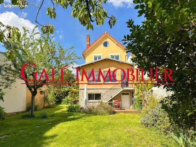 Maison 7 pièces 150 m²