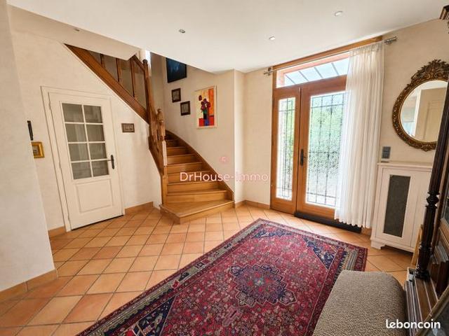 Maison 7 pièces 150 m²