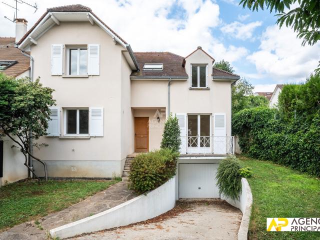 Maison 7 pièces 150 m²