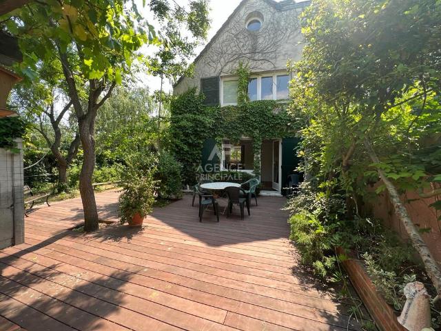 Maison 7 pièces 150 m²