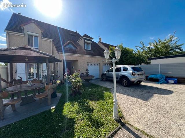 Maison 7 pièces 150 m²