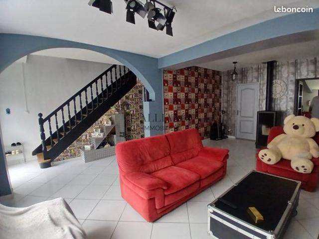 Maison 7 pièces 150 m²