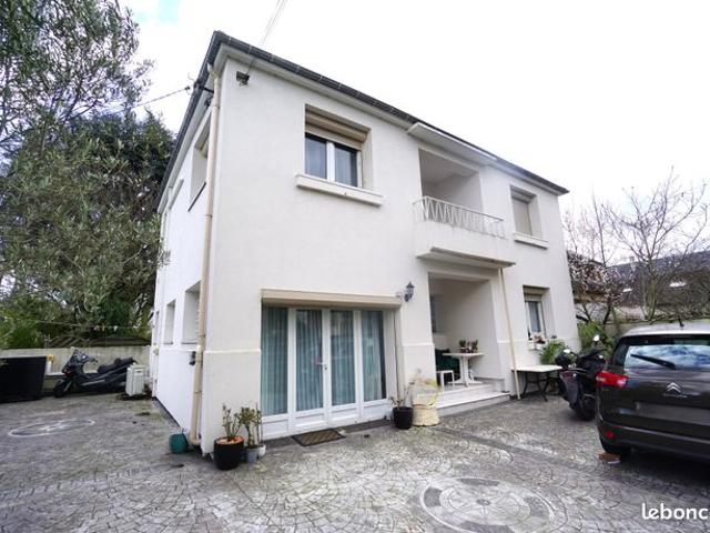 Maison 7 pièces 150 m²