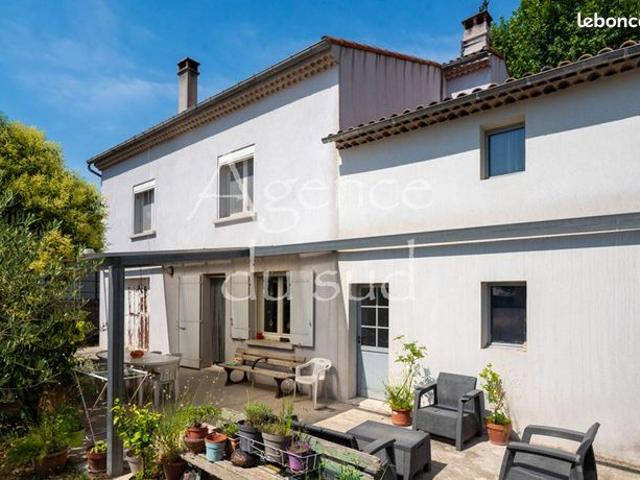 Maison 7 pièces 150 m²