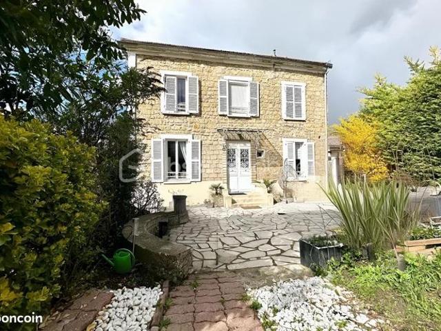 Maison 7 pièces 150 m²