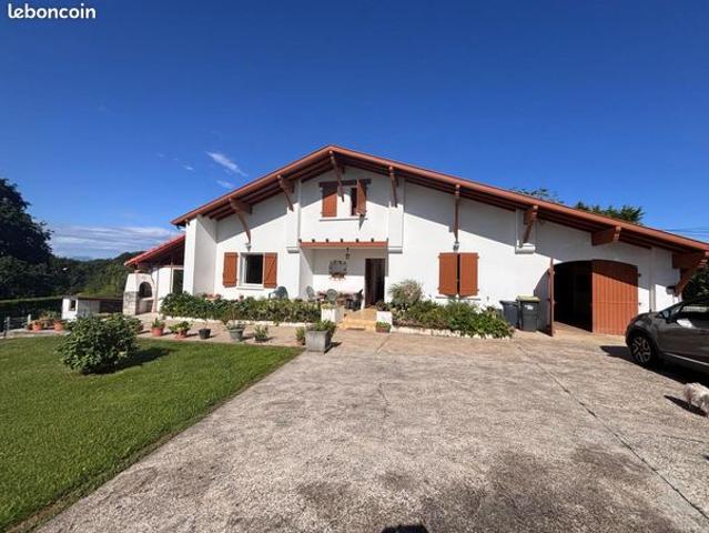 Maison 7 pièces 150 m²