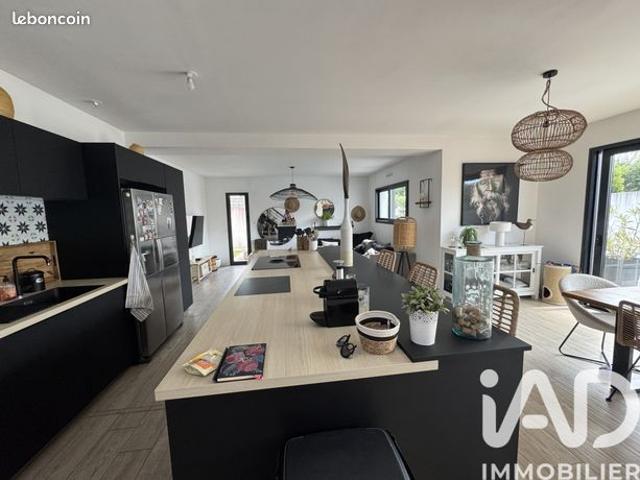 Maison 7 pièces 150 m²