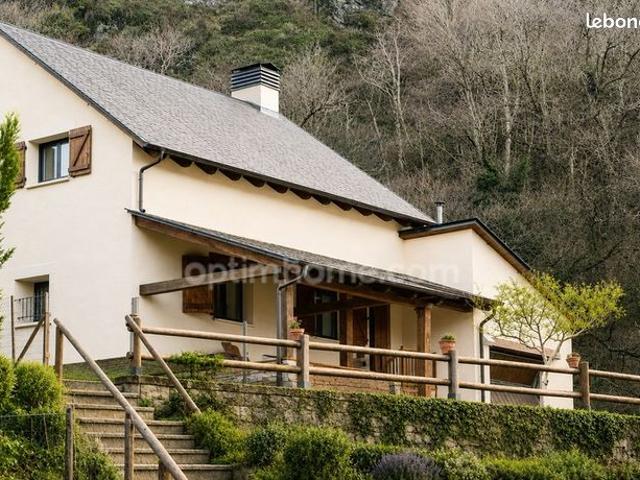 Maison 7 pièces 150 m²