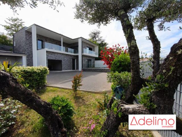 Maison 7 pièces 150 m²
