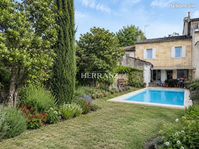 Maison 7 pièces 150 m²