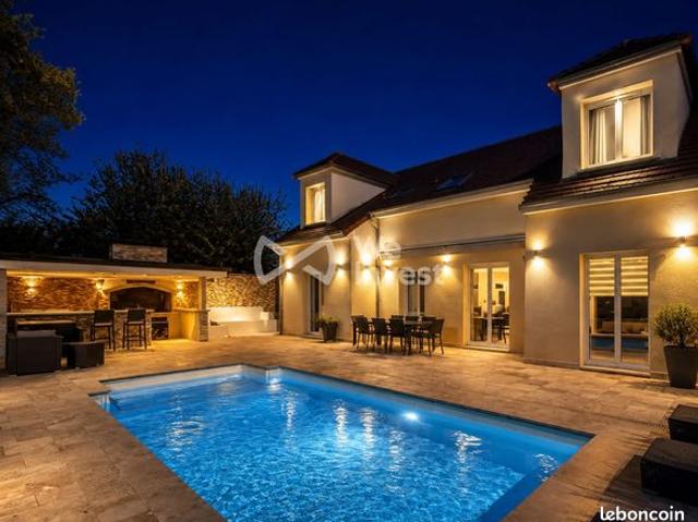Maison 7 pièces 150 m²