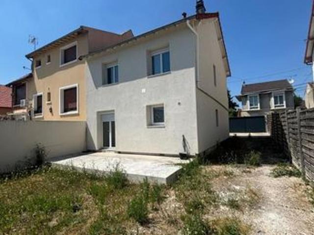 Maison 7 pièces 150 m²