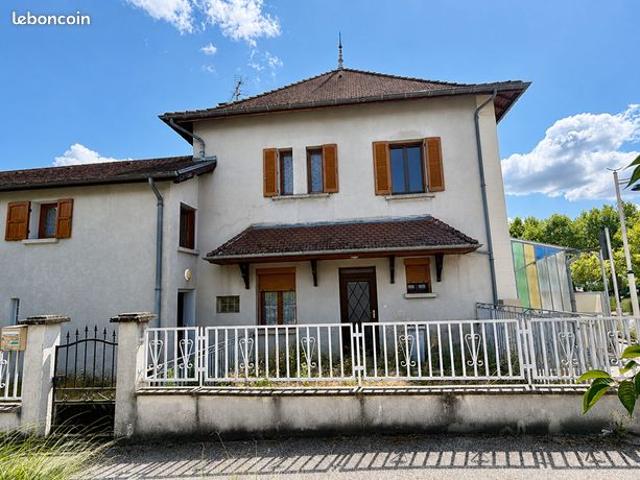 Maison 7 pièces 150 m²