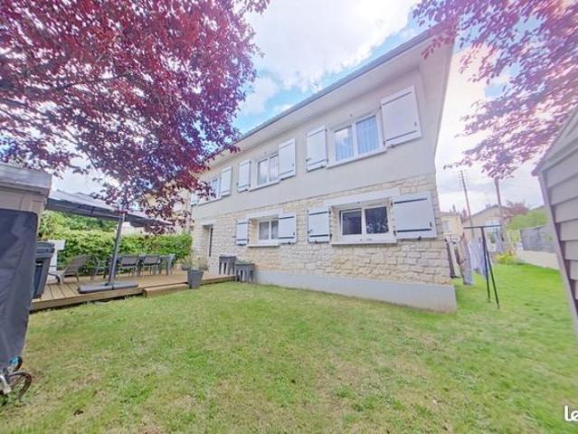 Maison 7 pièces 150 m²