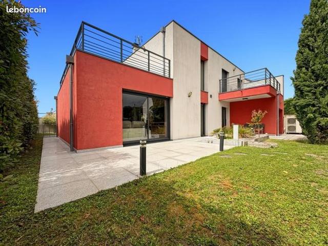 Maison 7 pièces 150 m²