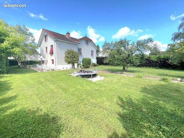 Maison 7 pièces 150 m²