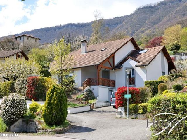 Maison 7 pièces 150 m²