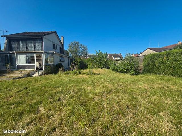 Maison 7 pièces 151 m²