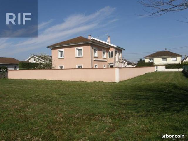 Maison 7 pièces 151 m²