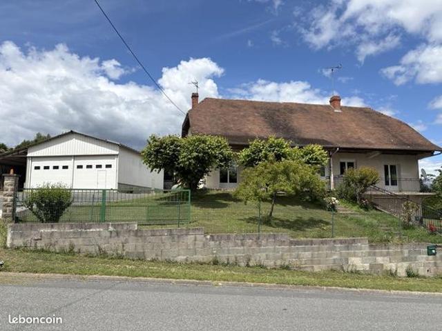 Maison 7 pièces 151 m²