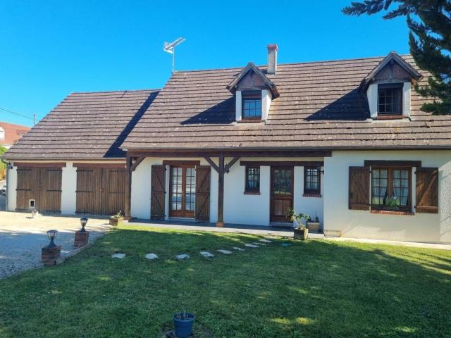 Maison 7 pièces 151 m²
