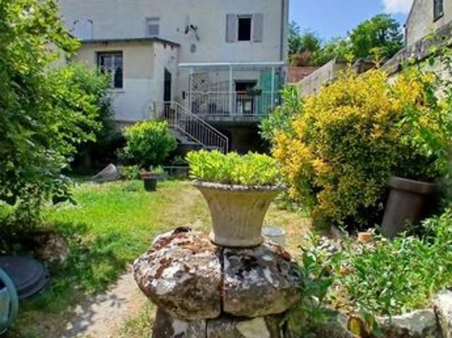 Maison 7 pièces 151 m²