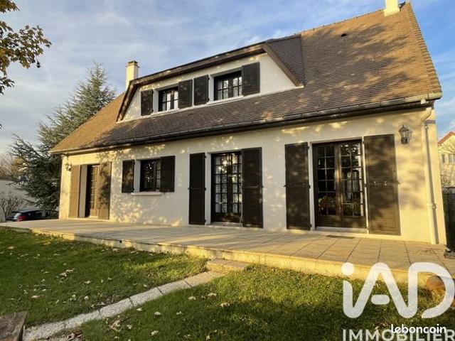 Maison 7 pièces 151 m²