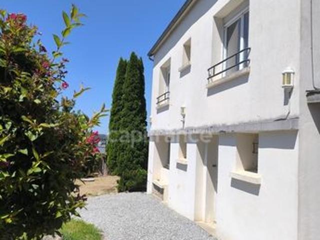 Maison 7 pièces 151 m²