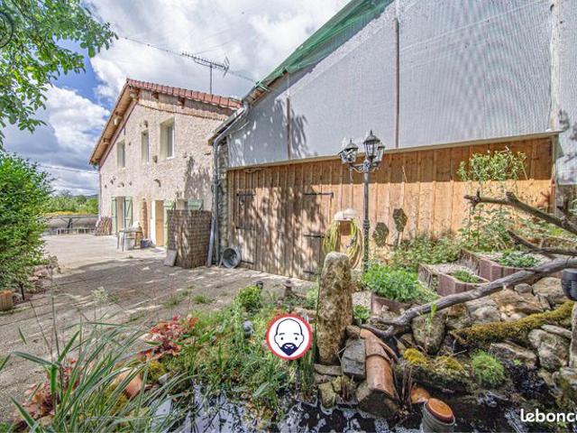 Maison 7 pièces 151 m²