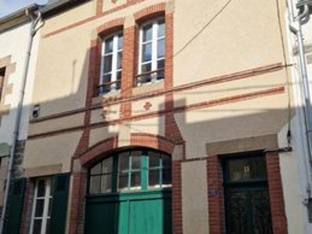 Maison 7 pièces 151 m²