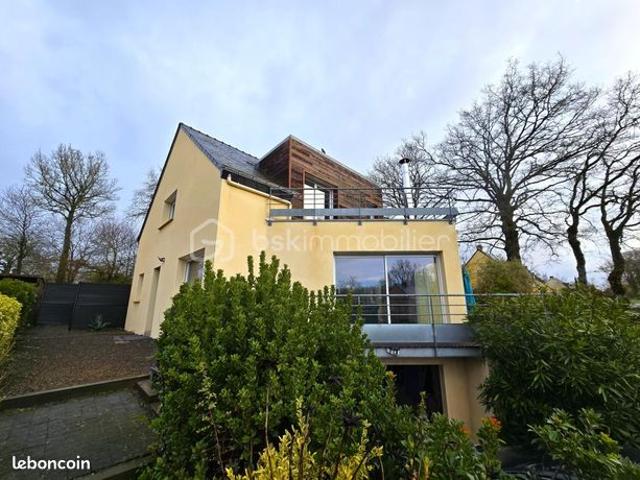 Maison 7 pièces 151 m²