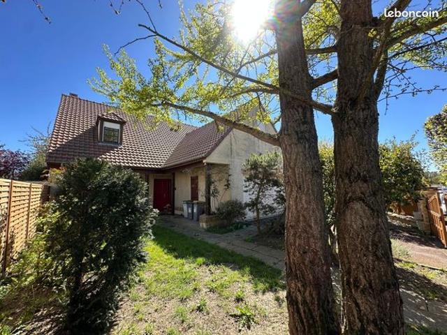 Maison 7 pièces 151 m²