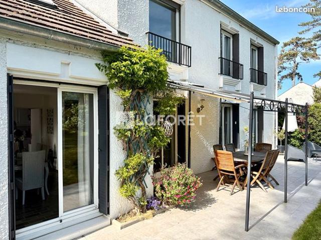Maison 7 pièces 151 m²
