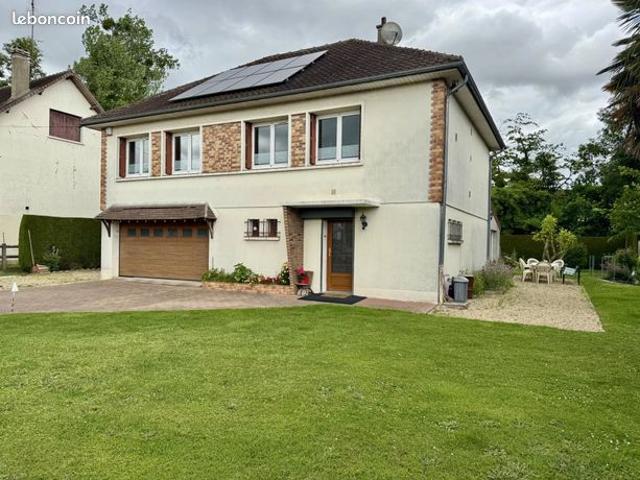 Maison 7 pièces 151 m²