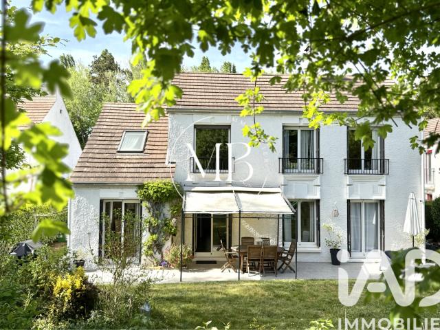 Maison 7 pièces 151 m²