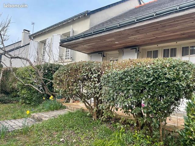 Maison 7 pièces 145 m²