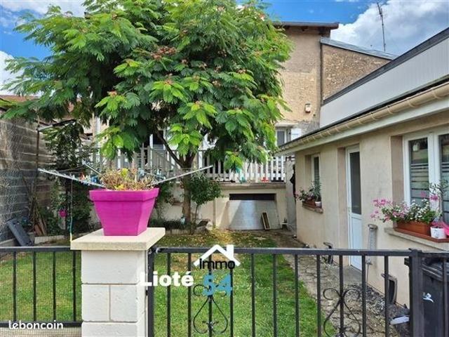 Maison 7 pièces 151 m²