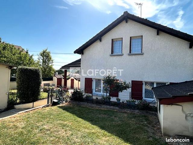 Maison 7 pièces 151 m²