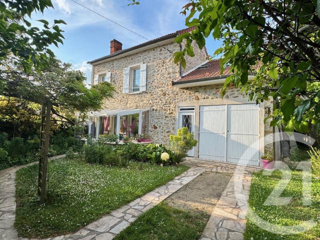 Maison 7 pièces 151 m²