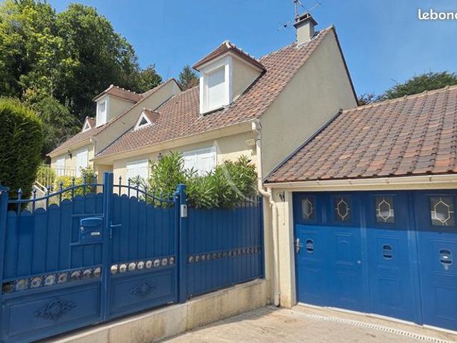 Maison 7 pièces 151 m²