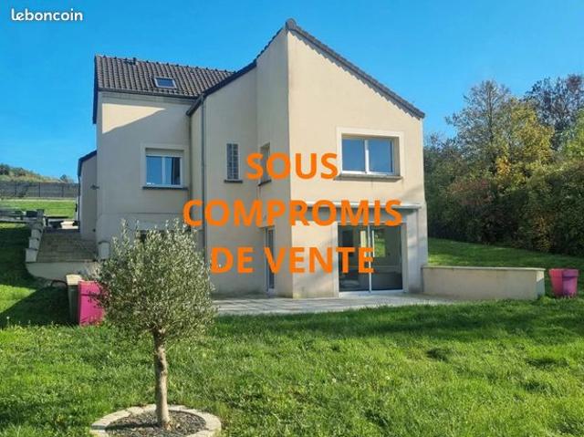 Maison 7 pièces 151 m²
