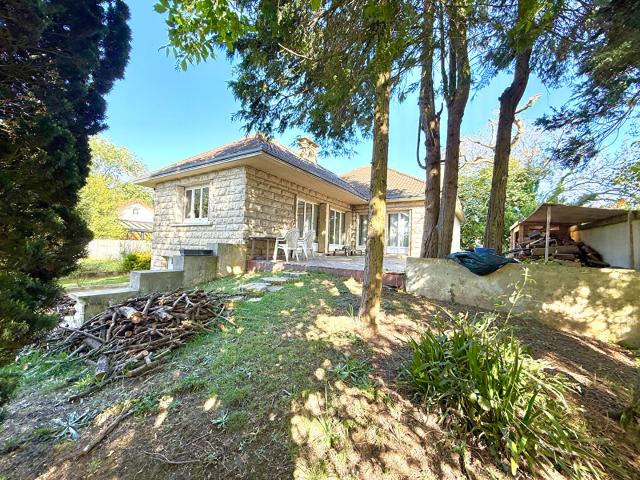 Maison 7 pièces 151 m²