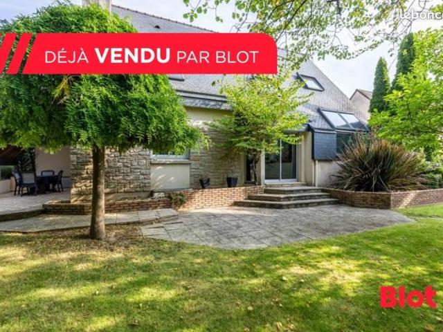Maison 7 pièces 151 m²