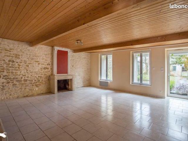 Maison 7 pièces 151 m²