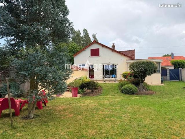 Maison 7 pièces 151 m²